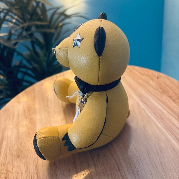 Coach NWT Vintage Yellow and Black Paperweight Teddy Bear - Picture 5 of 8